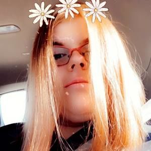 Meet your Posher, Casey